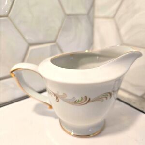 Vintage Sango Fine China Japan ‘Belaire’ Creamer Mid Century Gold Trim